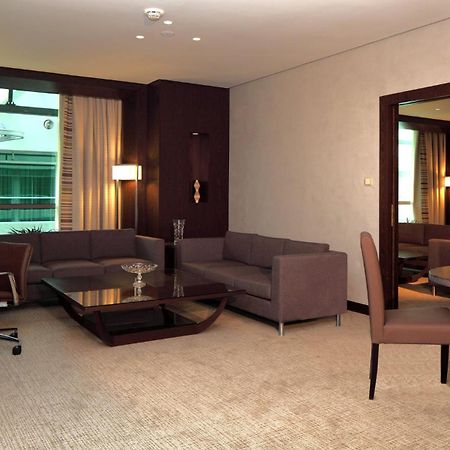 Holiday Inn Meydan By Ihg Riad Exterior foto