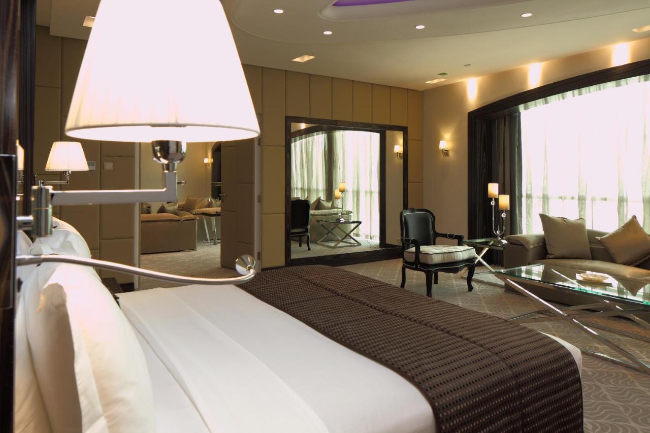 Holiday Inn Meydan By Ihg Riad Exterior foto