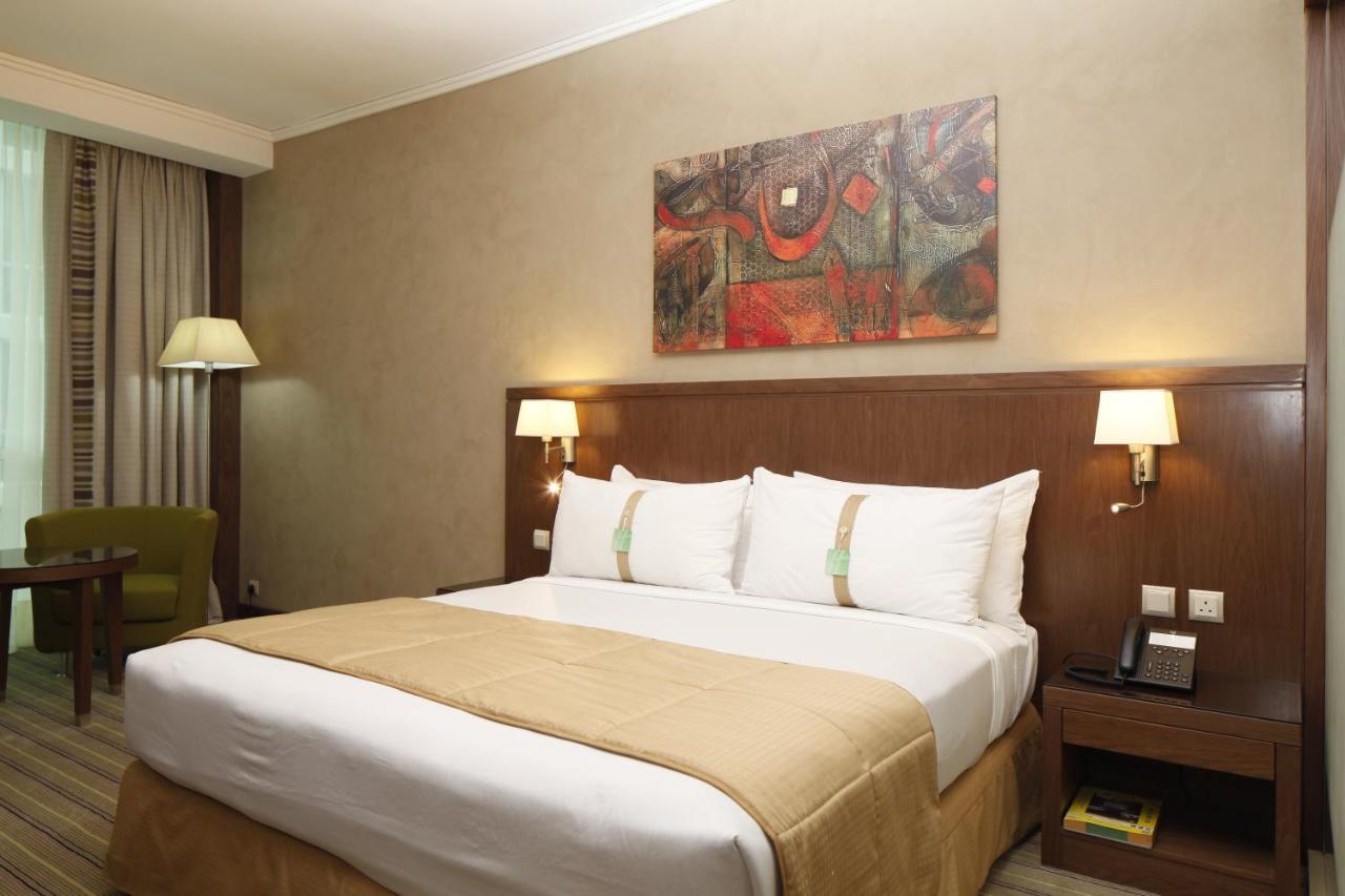 Holiday Inn Meydan By Ihg Riad Exterior foto