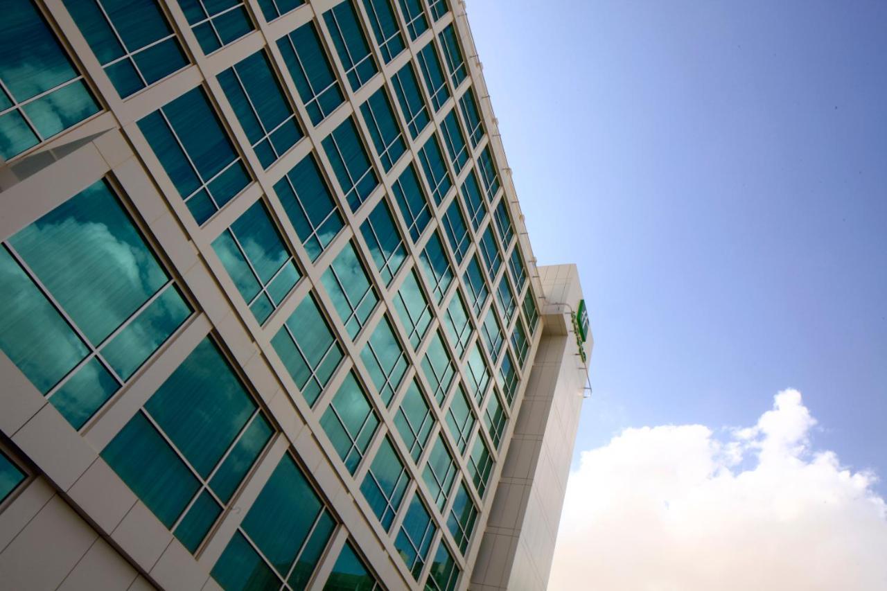 Holiday Inn Meydan By Ihg Riad Exterior foto