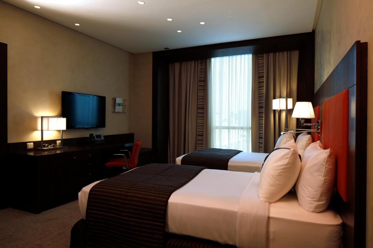 Holiday Inn Meydan By Ihg Riad Exterior foto