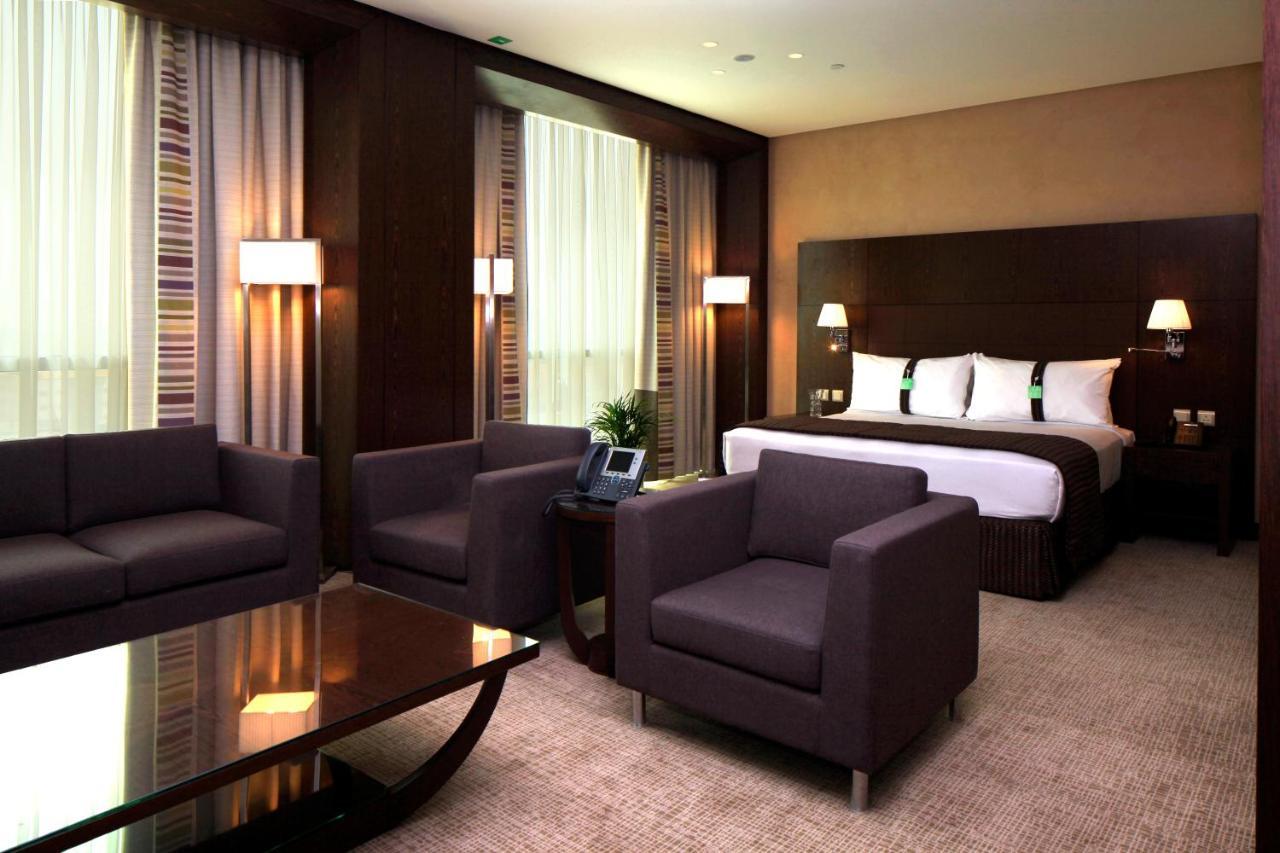 Holiday Inn Meydan By Ihg Riad Exterior foto