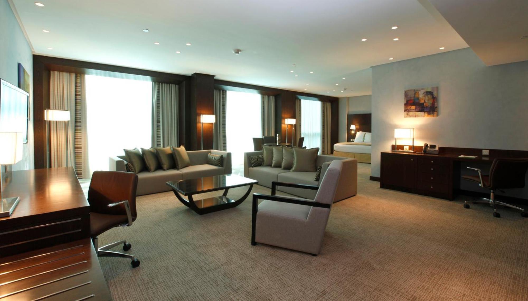 Holiday Inn Meydan By Ihg Riad Exterior foto